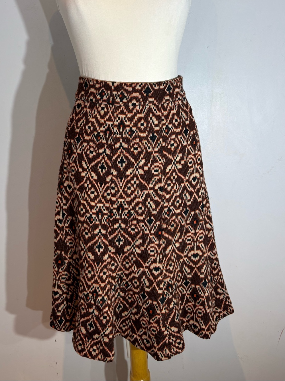 Vintage Diane von Furstenberg Wool Blend Geometric Flare Knit Skirt Size 10